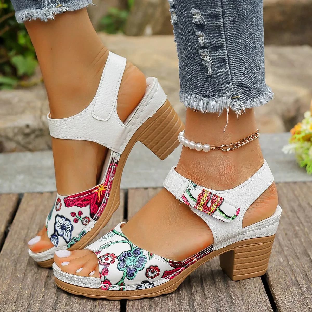 Sandali floreali da donna con tacco alto, eleganti con tacchi in velcro, fantasie casuali per un comodo indosso estivo