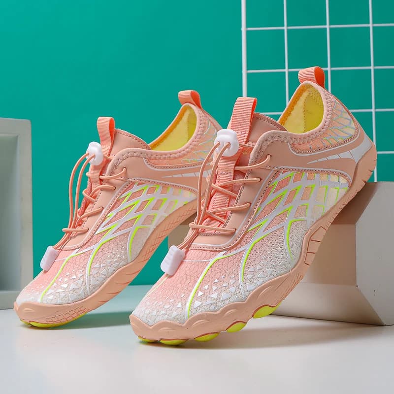 2025 Nuove scarpe da creeper per esterni dal taglio basso Scarpe da spiaggia estive da surf antiscivolo Scarpe da yoga resistenti all'usura versatili per interni