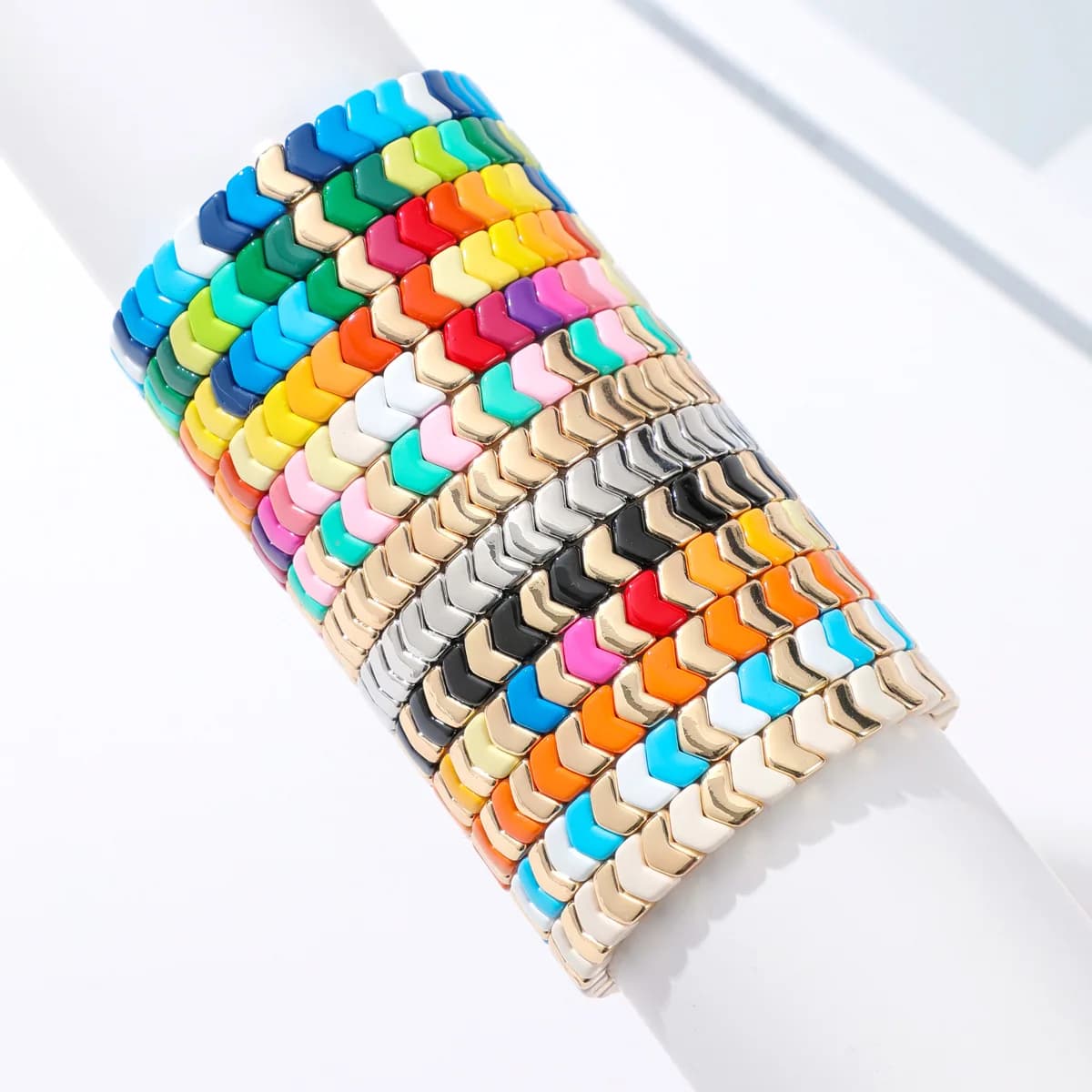 Bracciale in metallo con piastrelle arcobaleno in smalto color oro caldo nuovo Bracciale con perline di freccia per piastrelle elastiche smaltate colorate per gioielli da donna