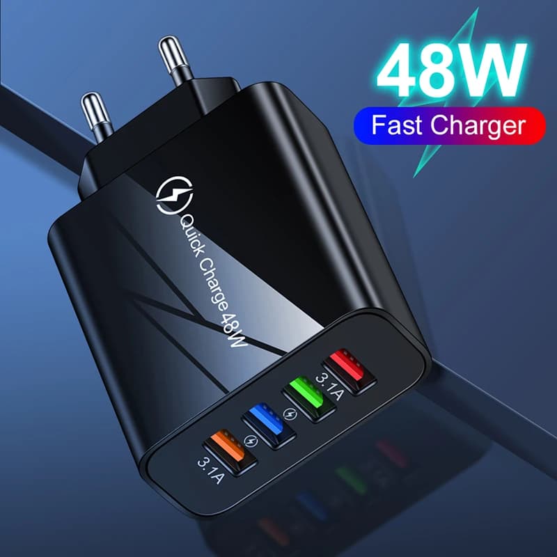 Caricatore USB a 4 porte QC 3.0 per iPhone Samsung Xiaomi Tablet Adattatore per caricabatterie da viaggio da parete per telefono cellulare Spina UE 3.1A Ricarica rapida