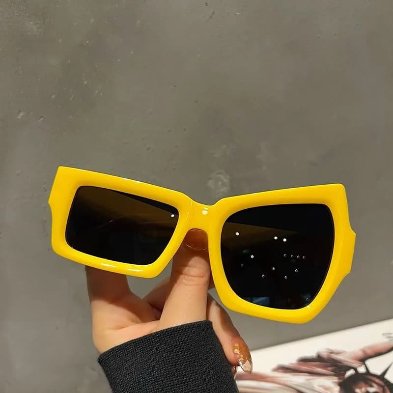 1 ins super hot European and American style raised eyebrows funny personality irregular sunglasses women's size eyes sunglasses