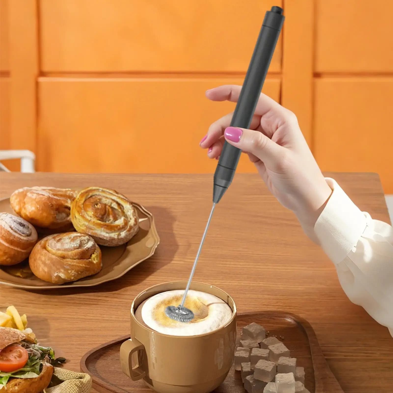Frullatore elettrico per latte, mini frullatore portatile a batteria, frusta elettrica per proteine, latte e uova