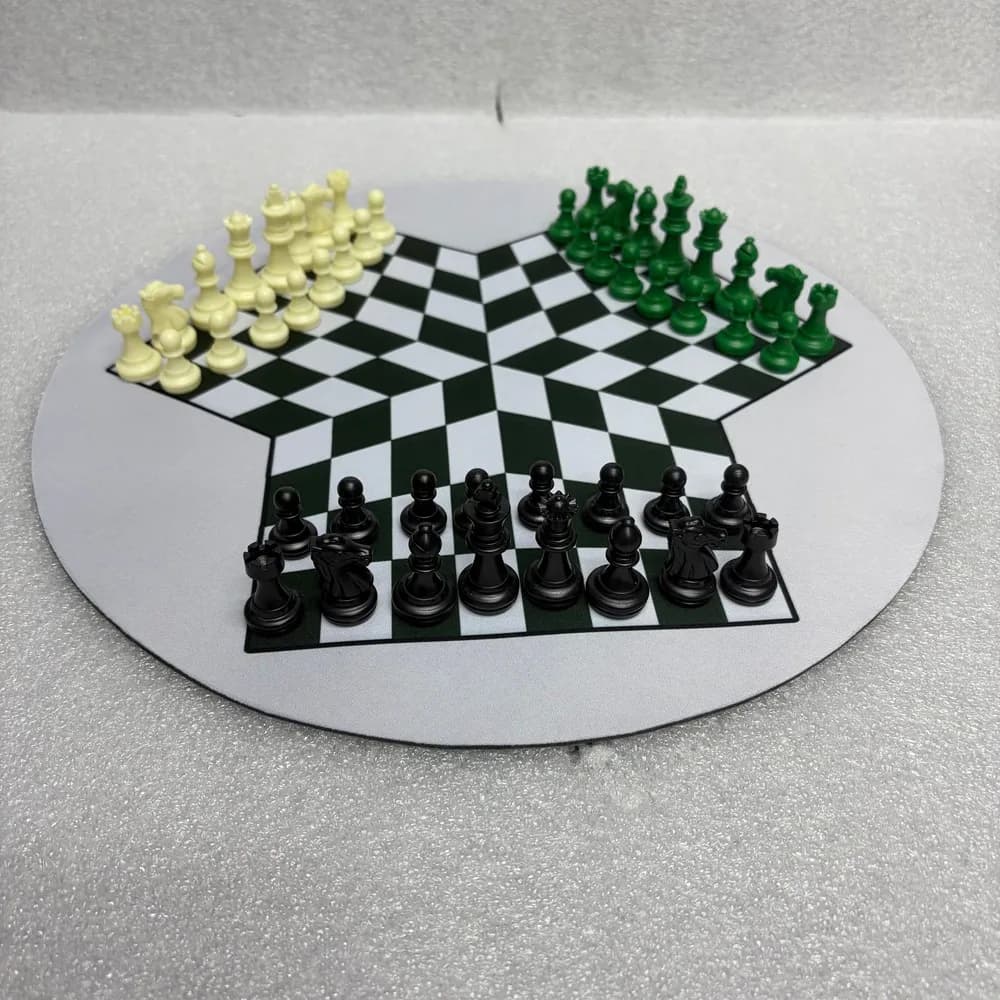 3-Player Chess Set with 48 pcs Pieces, Featuring Three-color High-end Pieces and a Large, Thick Rubber Board