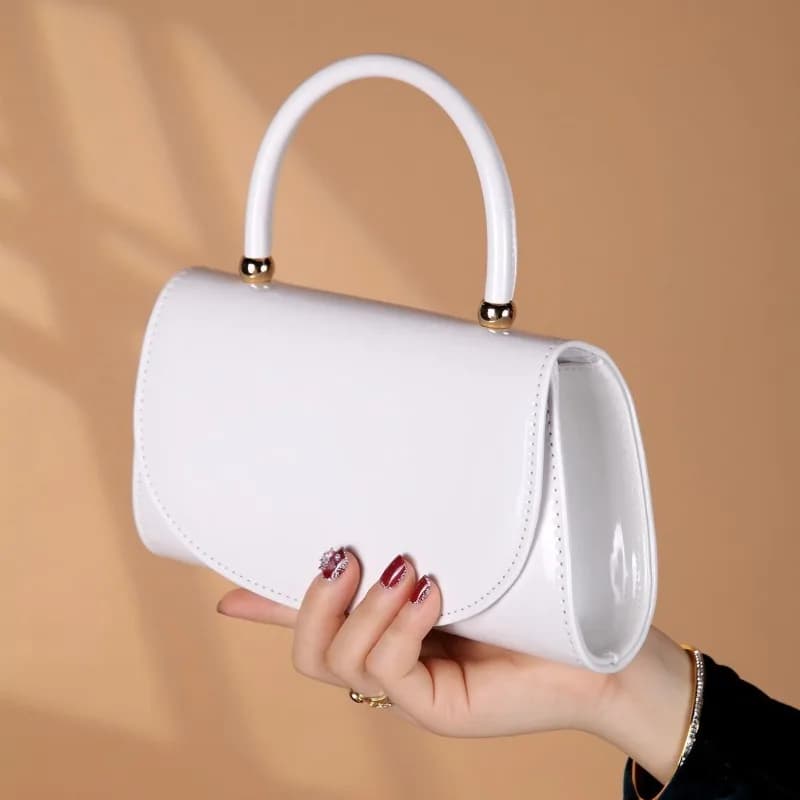Women's Beautiful Handbag Premium PU Leather Solid Color Gorgeous Clutch Bag Banquet Party Chain Commuter Shoulder Messenger Bag