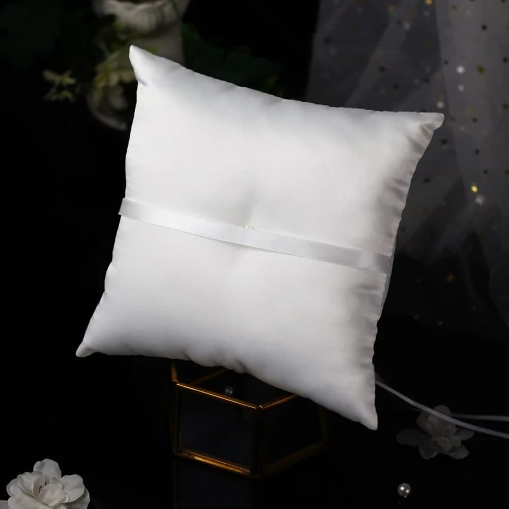Romantic Wedding Ring Pillow Sparkling Rhinestones European Double Heart Ring Bearer Pillow Square Bowknot Ribbon Cushion