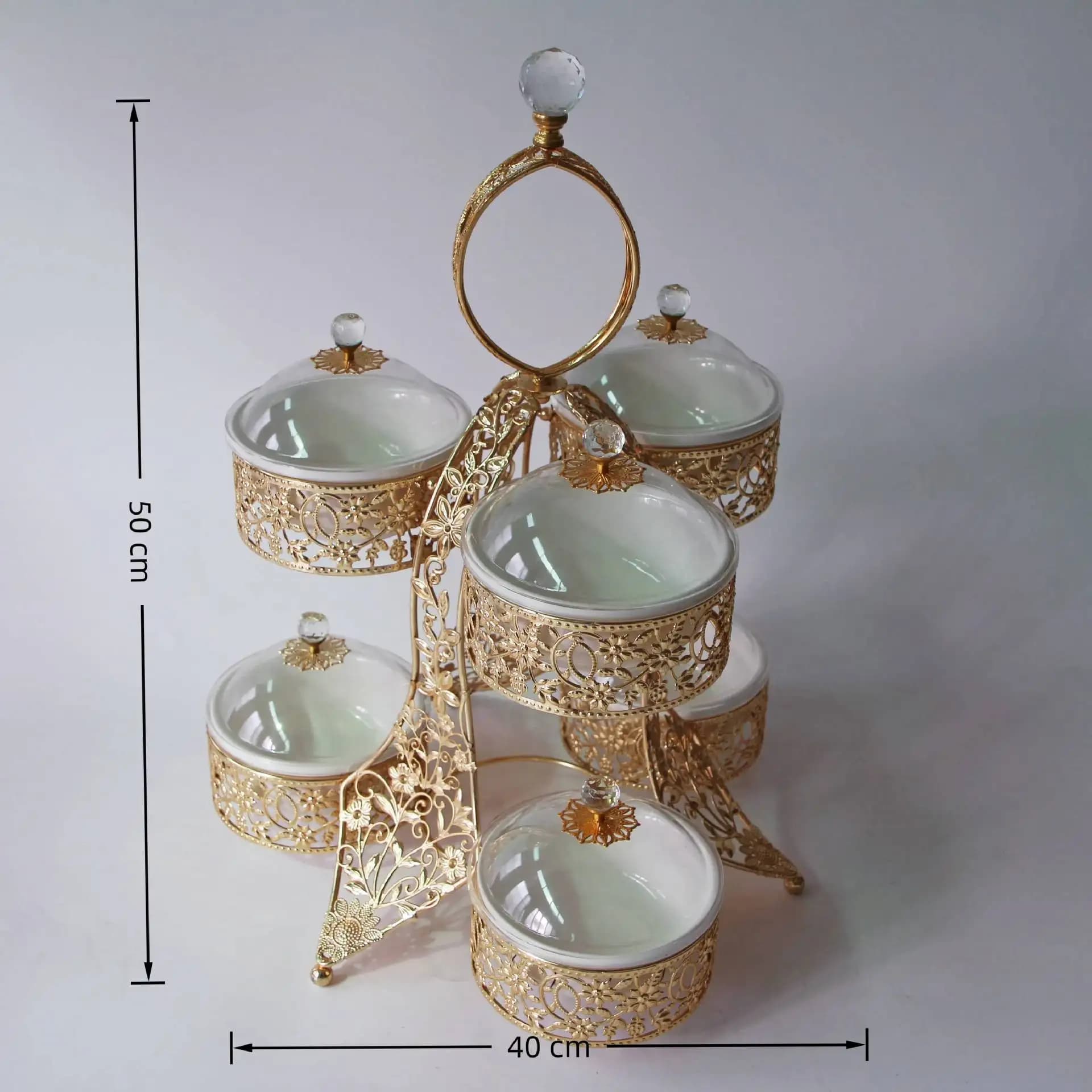 Scatola di frutta secca in acrilico di lusso leggero europeo, piatto di frutta di fascia alta alla moda, squisito motivo dorato, soggiorno a cinque scomparti