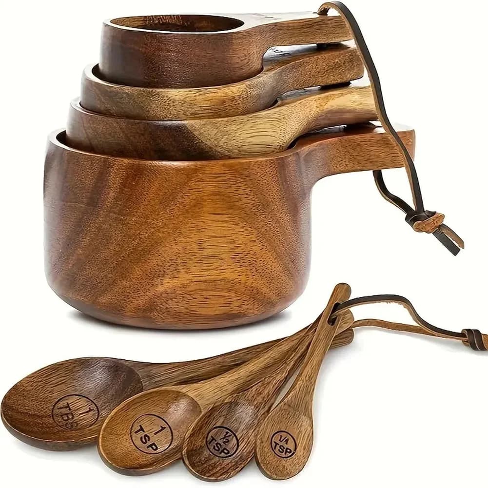 Set di 8 cucchiai dosatori in legno realizzati in acacia e faggio, 13,5*8,5*6 cm, per cucinare, preparare dolci e misurare le spezie.