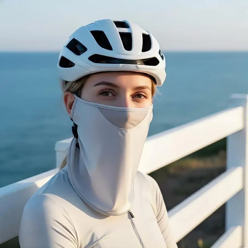Maschera Viso Donna in Seta Ghiaccio con Protezione UV, Elegante Copricollo Leggero per Protezione Solare Esterna durante la Guida