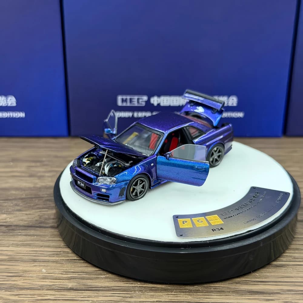 PGM 1:64 Liberty Walk GTR R34 HEC Modellino Auto in Scala
