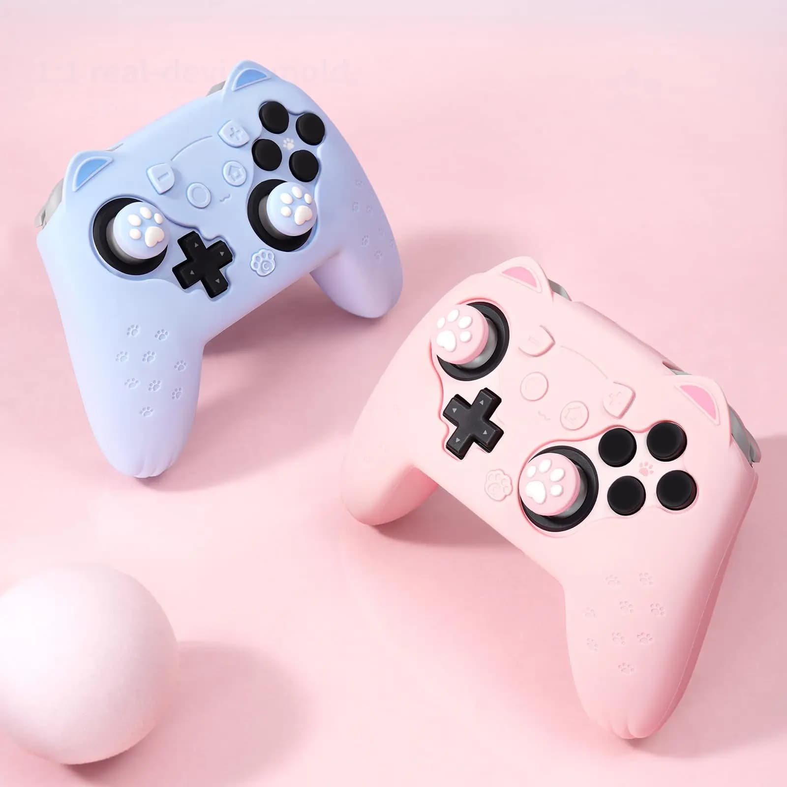 GeekShare Cover in silicone con orecchie e zampe da gatto per controller Switch 2 Pro – Custodia protettiva antiscivolo con design Kawaii (Rosa/Blu)