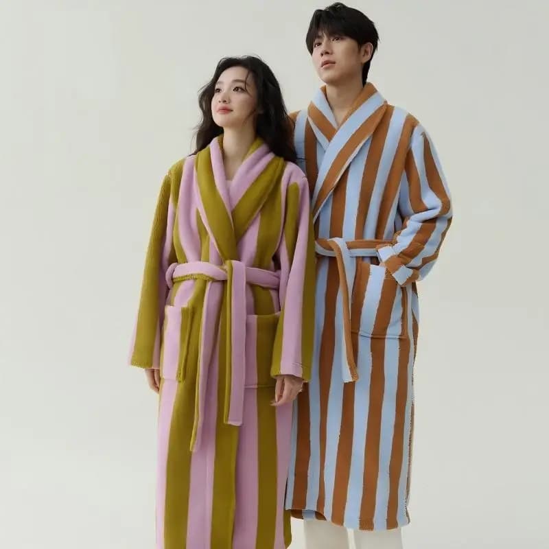 2025 New Autumn/Winter Velvet Women's Nightwear Thick Hot Vestes Velvet Couple Velvet Coral Stretched Clothes For Home Bathrobe
