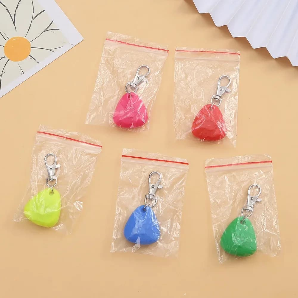 1PCS Silicone Triangle Pendant Luminous Pendant for Walking Dogs At Night, Anti Lost Light, Outdoor Warning Light, Pet Supplies