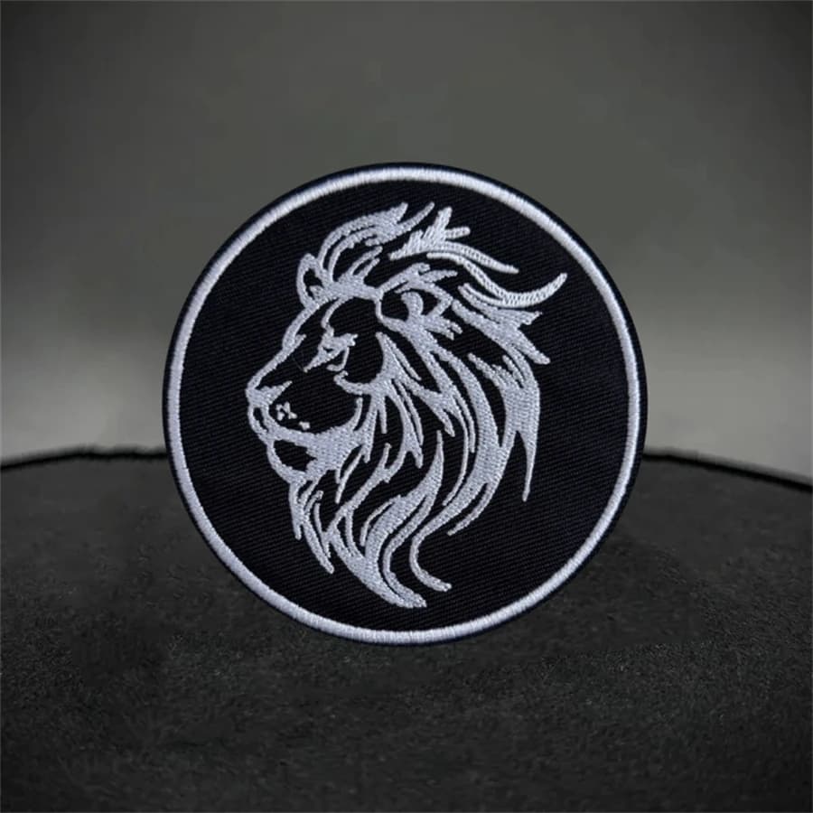 Patch Tattico Leone Elegante con Velcro per Abbigliamento, Fascia Militare, Adesivo per Zaino
