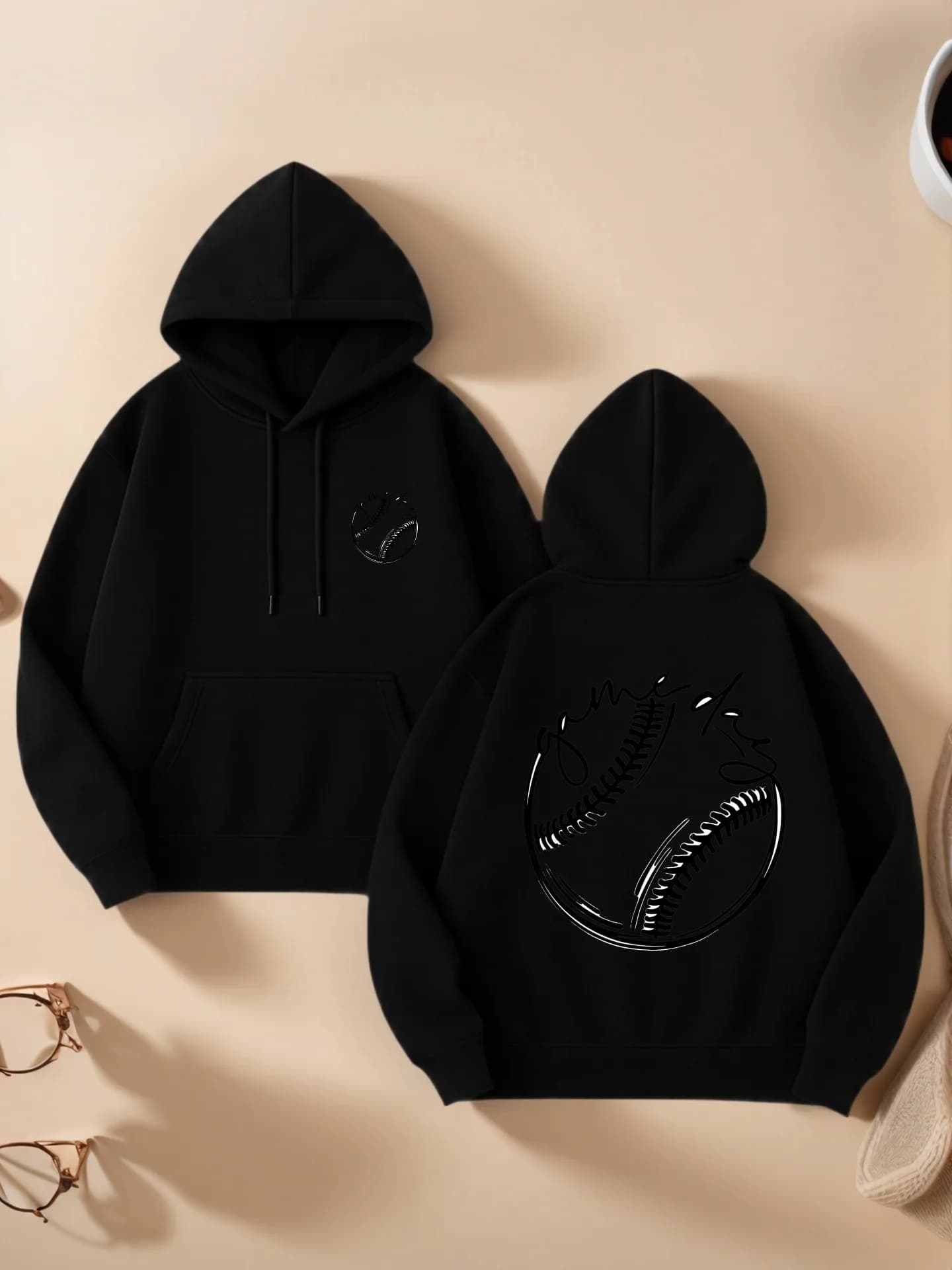 Felpa con cappuccio grafica da donna, stampa a tema baseball, estetica casual, tessuto morbido, abbigliamento casual quotidiano per adolescenti