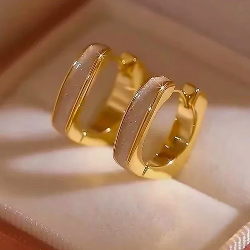 2026 New Fashion Trend Oil-dropping Geometric Square Earrings for Women Simple Retro Temperament Ear Buckle Luxury Jewelry Gift
