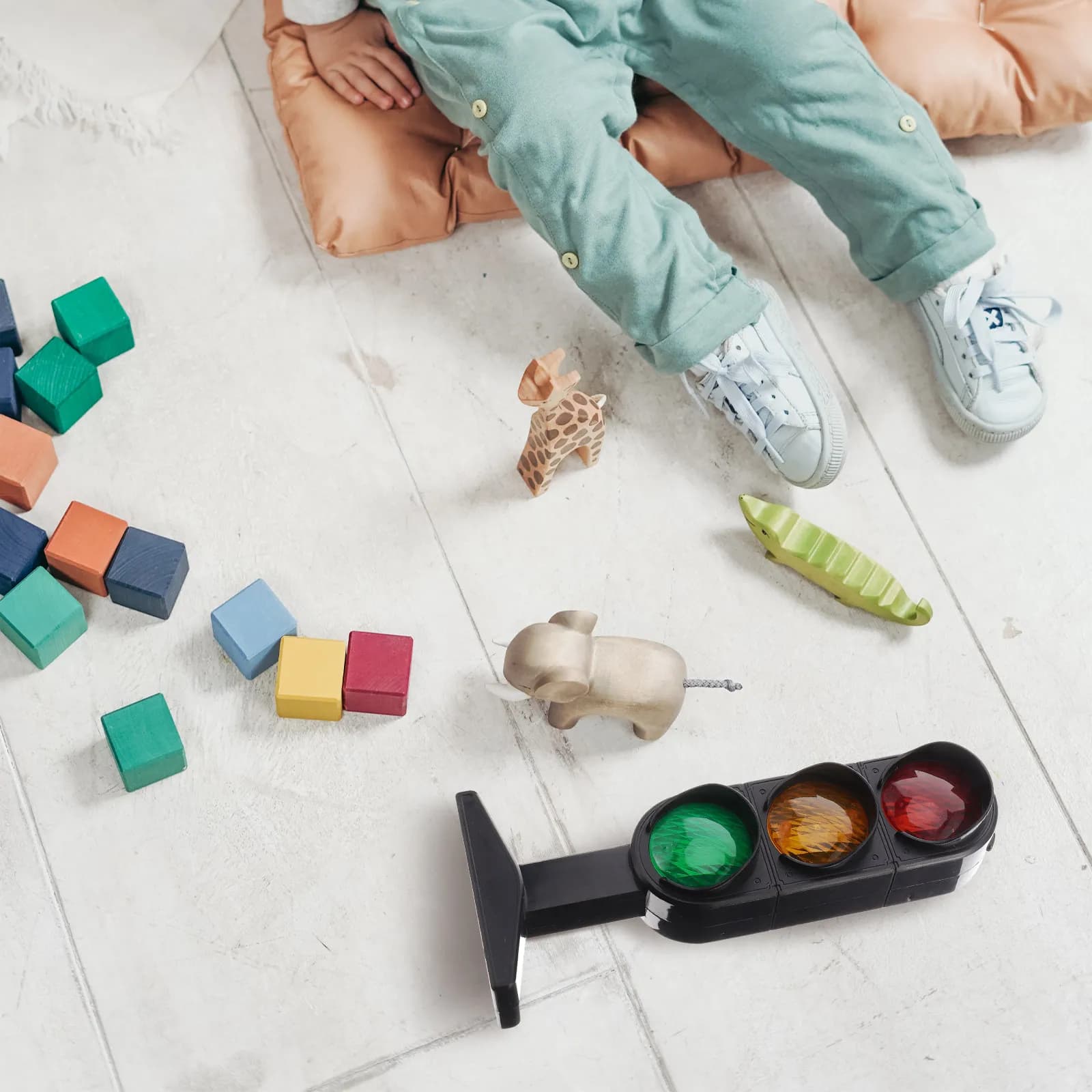 Set Educativo per la Sicurezza Stradale: 1 Pezzo di Semaforo Simulato in Plastica Sicura, Lampada Segnaletica Interattiva per l'Apprendimento Precoce dei Bambini