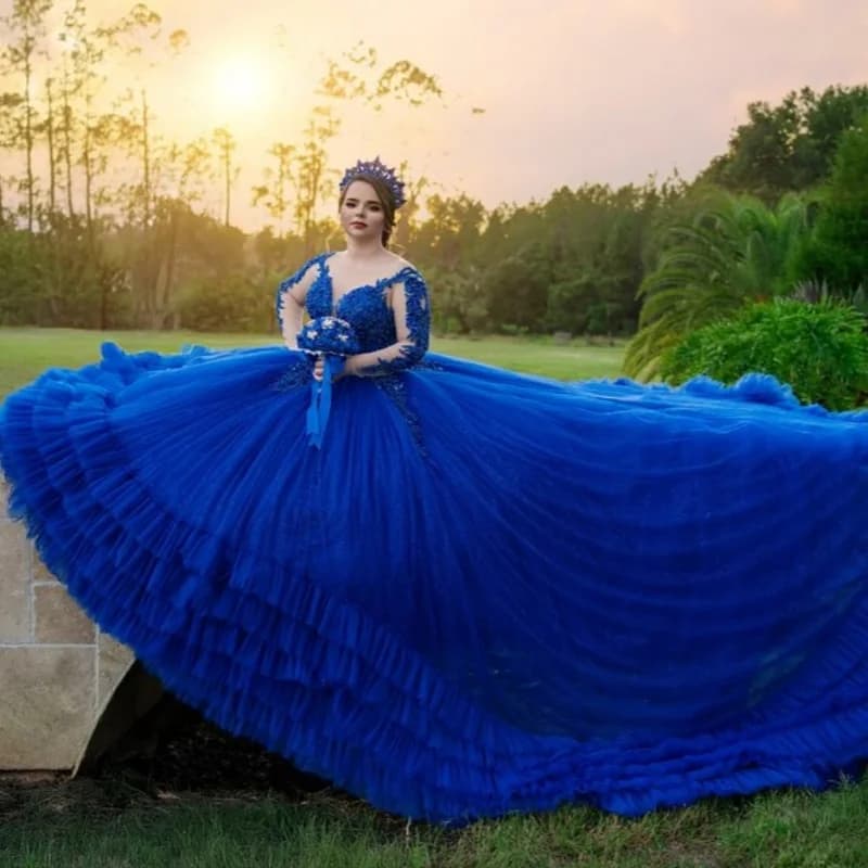 Abiti Quinceanera blu lucido personalizzati con spalle scoperte applique con paillettes Volant in pizzo Coda lunga Vestido 15 Quinceanera