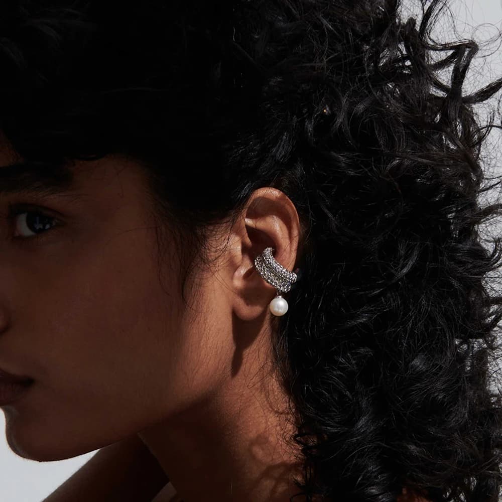 Orecchini a Clip Unici a Doppio Strato a Forma di C con Zirconi Scintillanti e Perle Imitate, Clip per Orecchie Unisex di Tendenza
