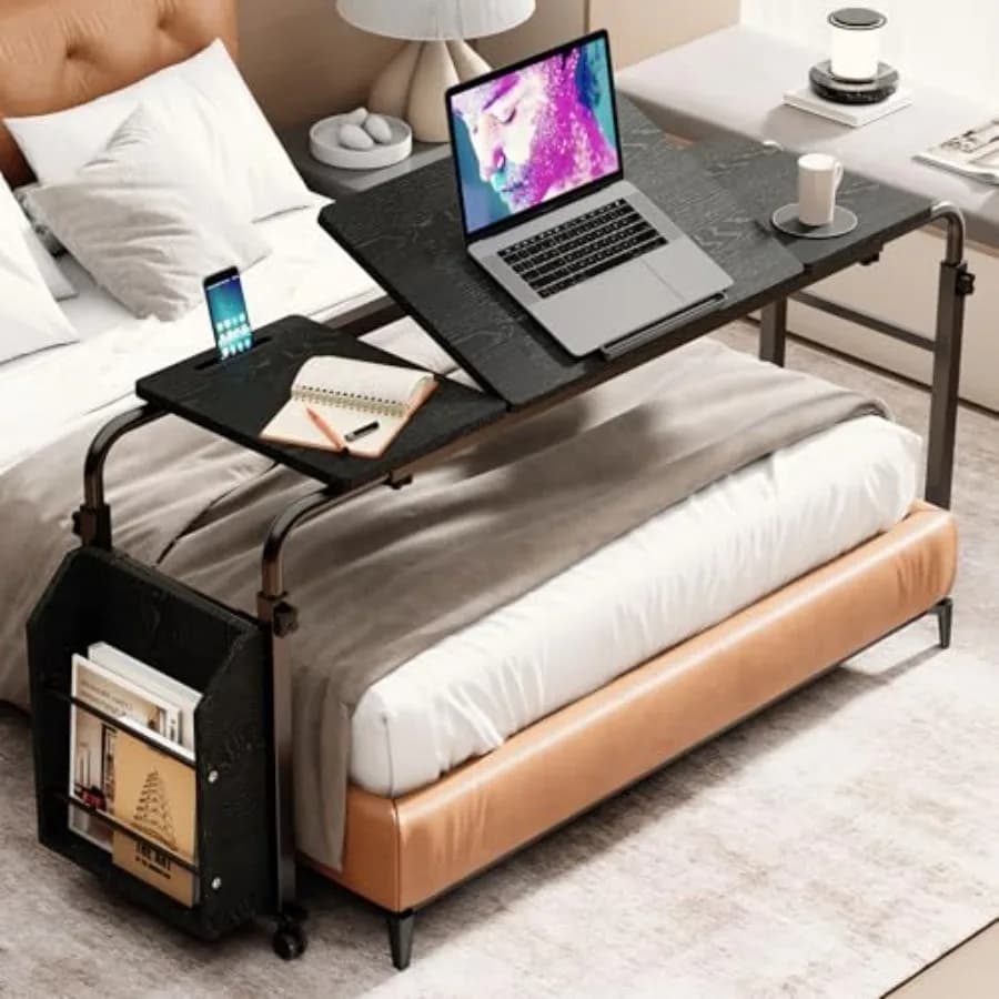 Scrivania per Laptop da Letto con Tavolo Regolabile a 6 Angoli su Ruote, Altezza e Lunghezza Regolabili, Scrivania Nera con Ripiano Laterale