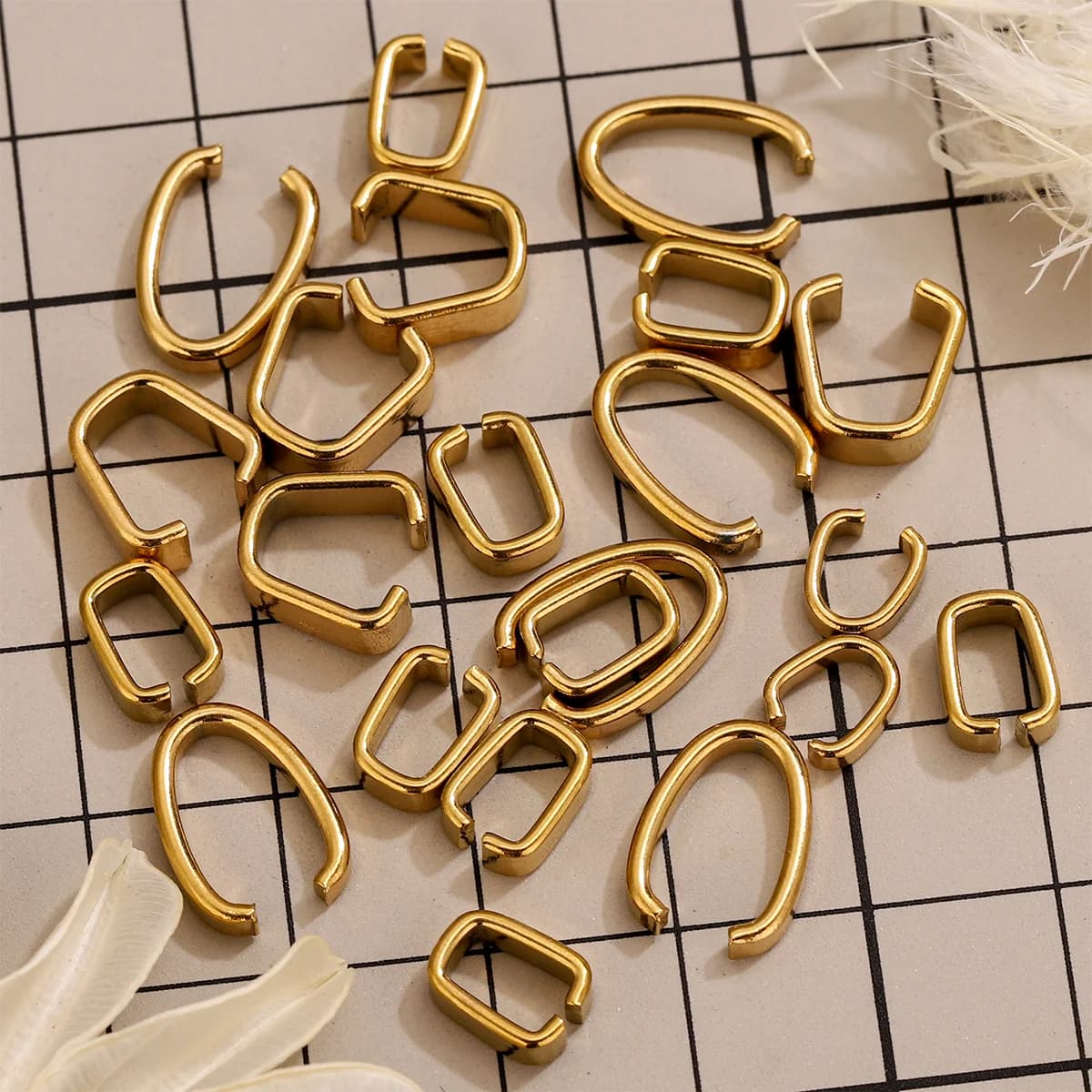 50pcs Lot Stainless Steel Clasps Pinch Bailes for Jewelry Connector Bracelet Charm Melon Seeds Buckle Pendant Clip DIY Findings