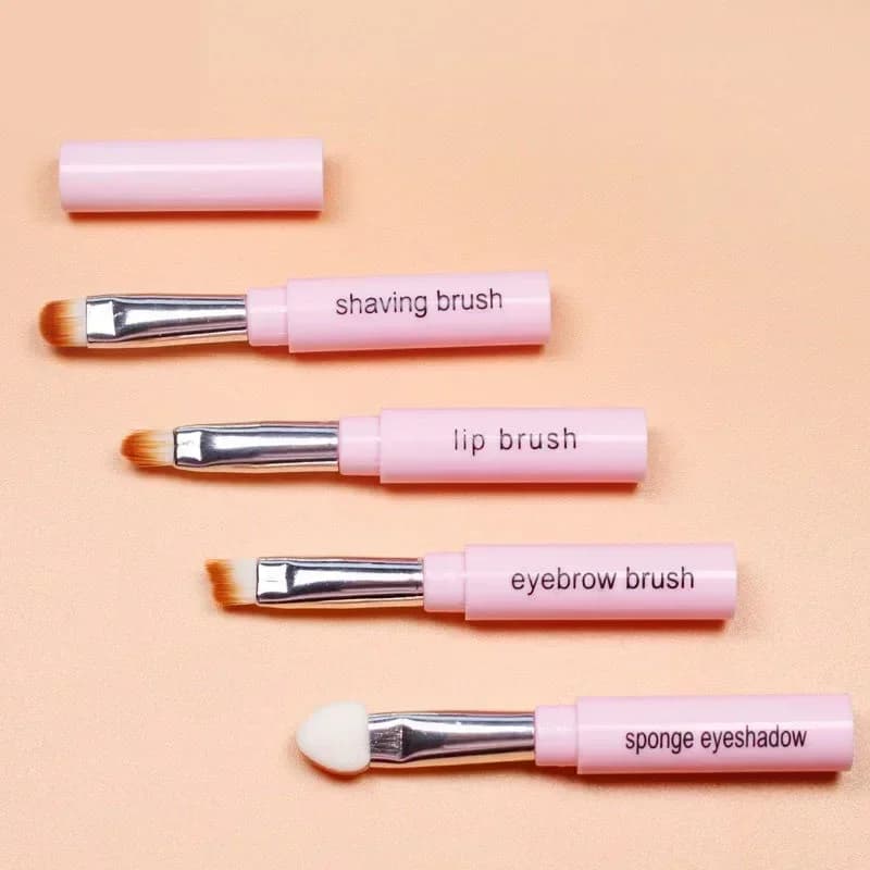 Multifunctional 4 IN 1 Gadget Makeup Brush for Detachable Lips Shade Brush for Travel Home