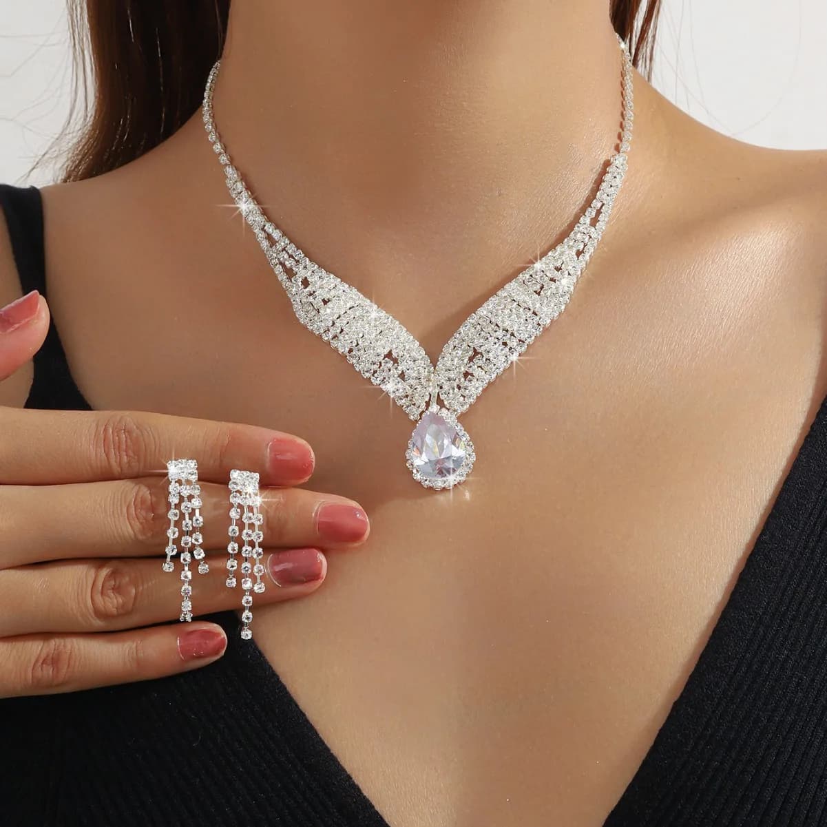 Collana con pietre preziose a catena con artigli transfrontalieri di moda europea e americana, set di orecchini, accessori per abiti da sera da sposa
