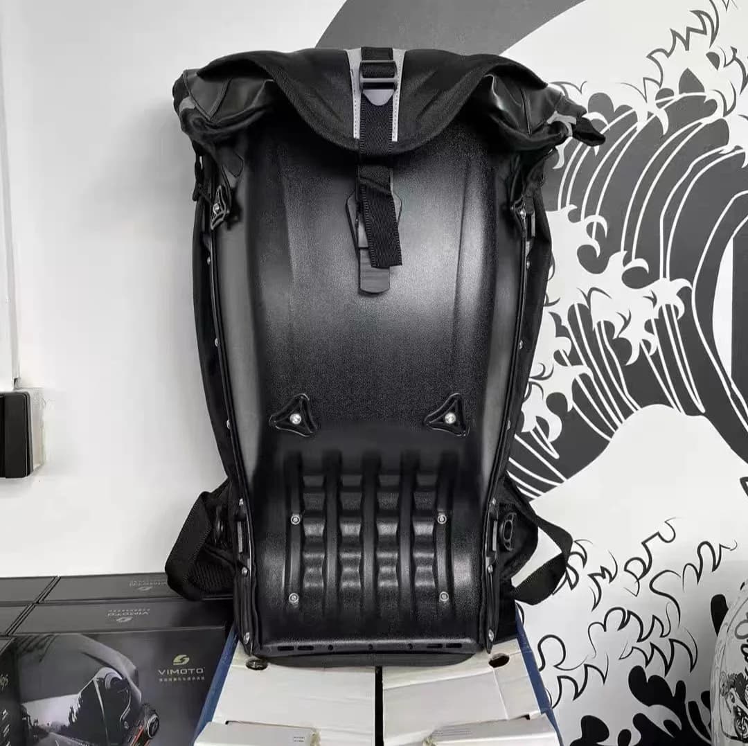 Motorcycle men's waterproof shoulders rider moto hard shell backpack motorcycle helmet bag riding equipment