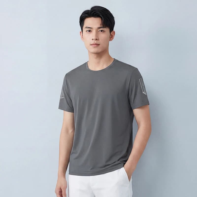 Complete Men's Summer, Lightweight and Breathable, Absorbent and Drying Quick, Set of Shorts and Sleeves Court in Ice Silk