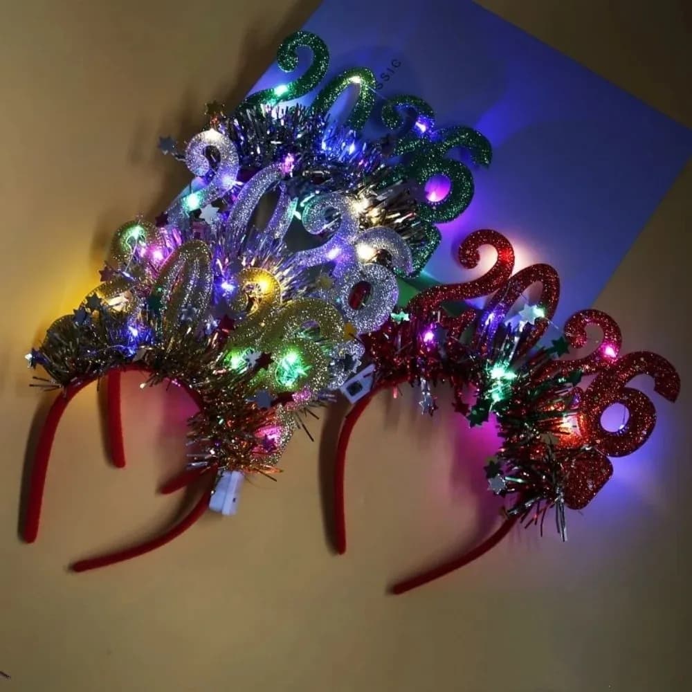 Fascia per Capelli con Paillettes 2026 Happy New Year, Striscia Luminosa a LED a Forma di Stella, Cerchietto Glitterato per Foto e Cosplay