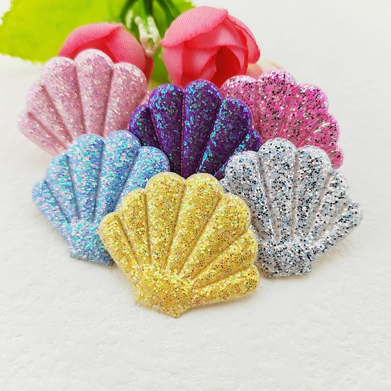 60 Pz 3.5*3 CM Lucido Glitter Shell Imbottito Appliques Per Vestiti Cappello Forniture Per Cucire Copricapi FAI DA TE Clip di Capelli Arco Decor Toppe e Stemmi