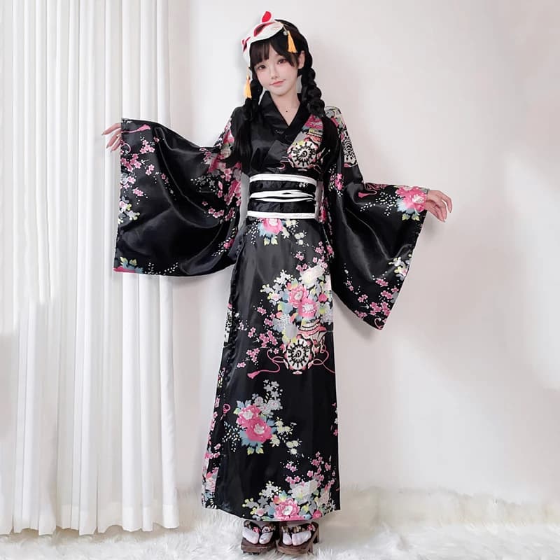 Japanese Kimono for Women Yukata Anime Cosplay Bathrobe Plus Size Halloween costumes Performance for parties Geisha Photo shoot