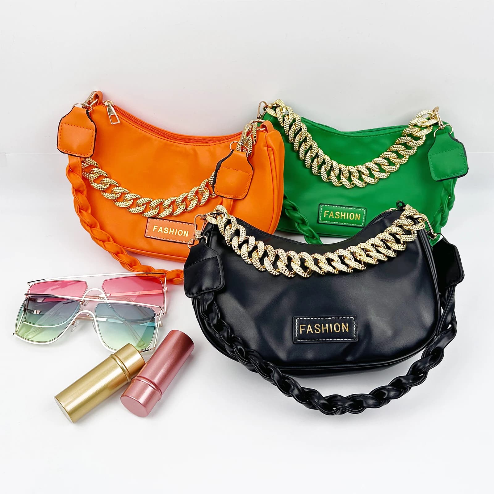 Borsa a tracolla a mezzaluna da donna, mini pochette estiva, graziosa borsa a tinta unita da portare sotto il braccio, borsa alla moda e di tendenza.