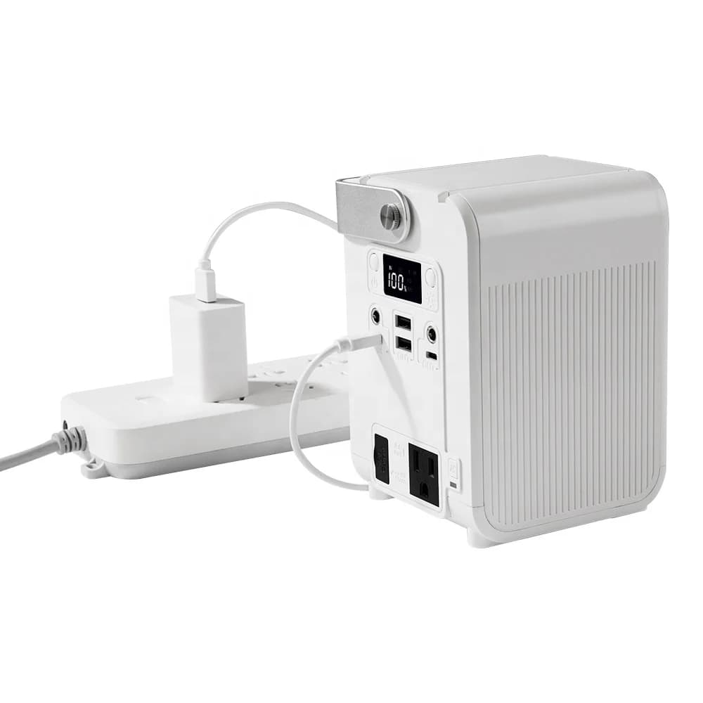 Accessori per auto Avviatore di emergenza per auto portatile Kit di emergenza per auto usate 27000mAh 100W Centrale elettrica wireless P100 Pro