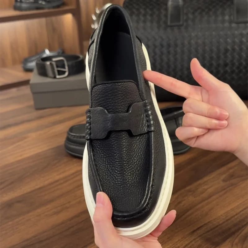 Men's shoes in bovina moccasins casual breathable comfortable and fashionable business men's shoes