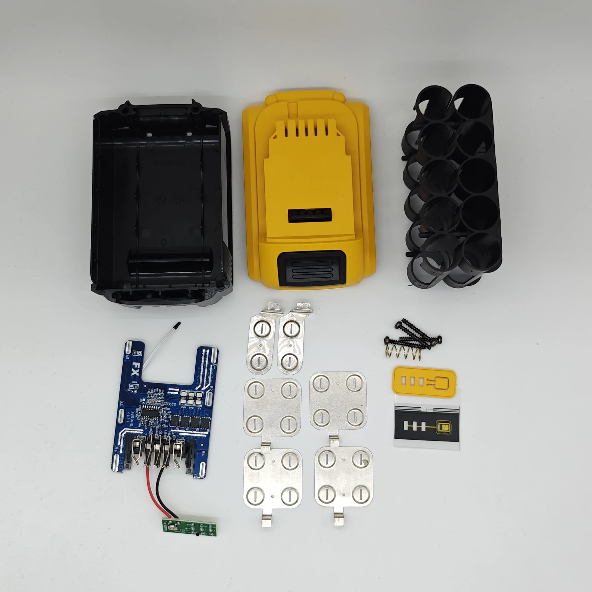 Scatola per batterie agli ioni di litio 10x18650 con circuito di protezione di ricarica, BMS e controllo della temperatura con spegnimento automatico, adatta per batterie agli ioni di litio Dewalt DCB183 DCB200 da 18V 20V