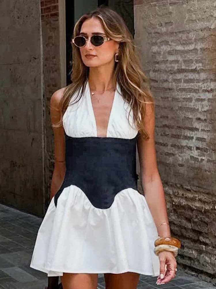 Abito Mini da Donna con Lacci e Spalline Incrociate, Stile Y2K, Senza Maniche, Scollo a V, per Vacanze al Mare