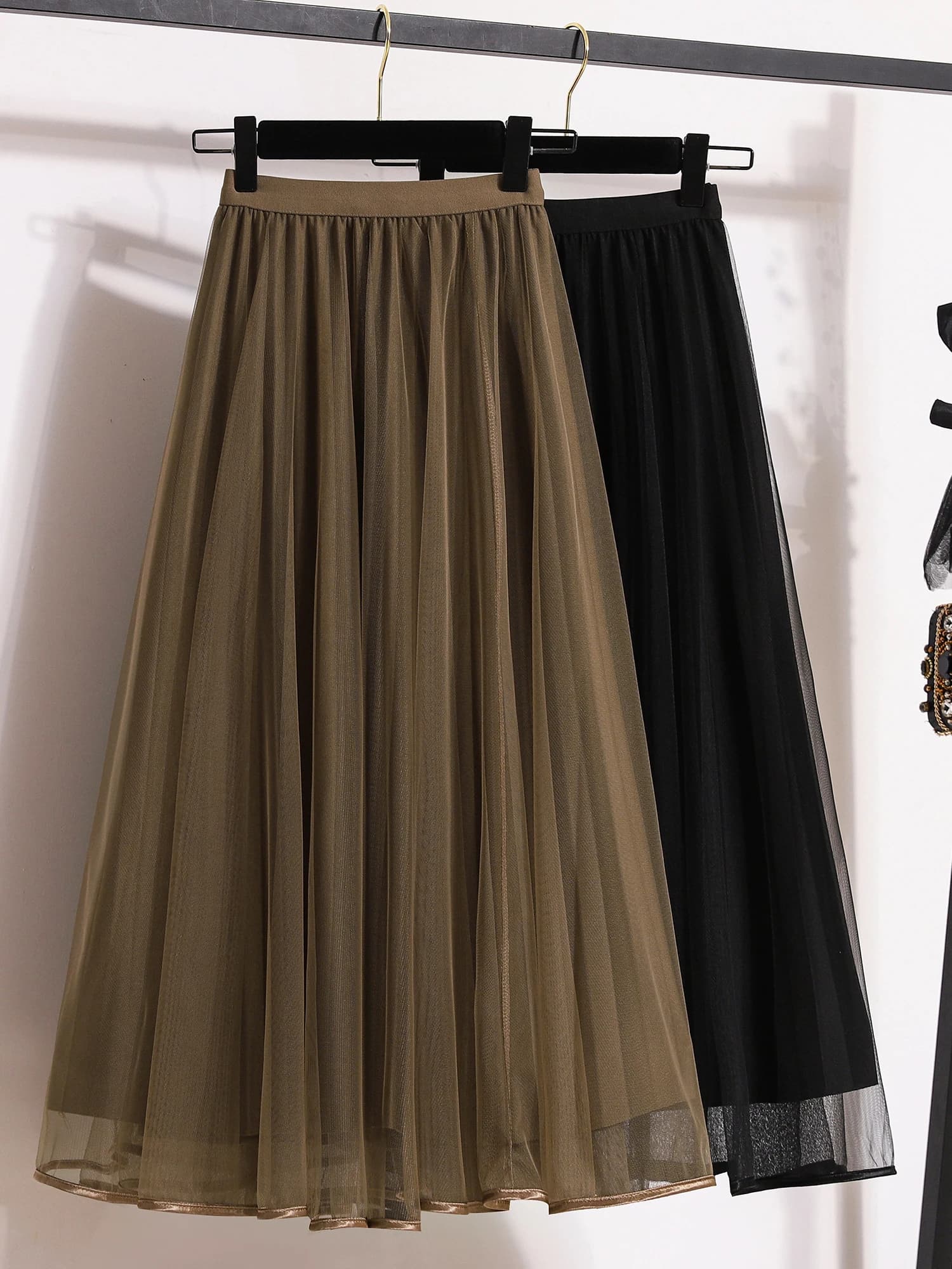 plus Size Women's Summer New High Waist Mesh Pleated Midi Skirt Slimming Belly Cover A-Line Skirt Korean Style Commute Pure C...