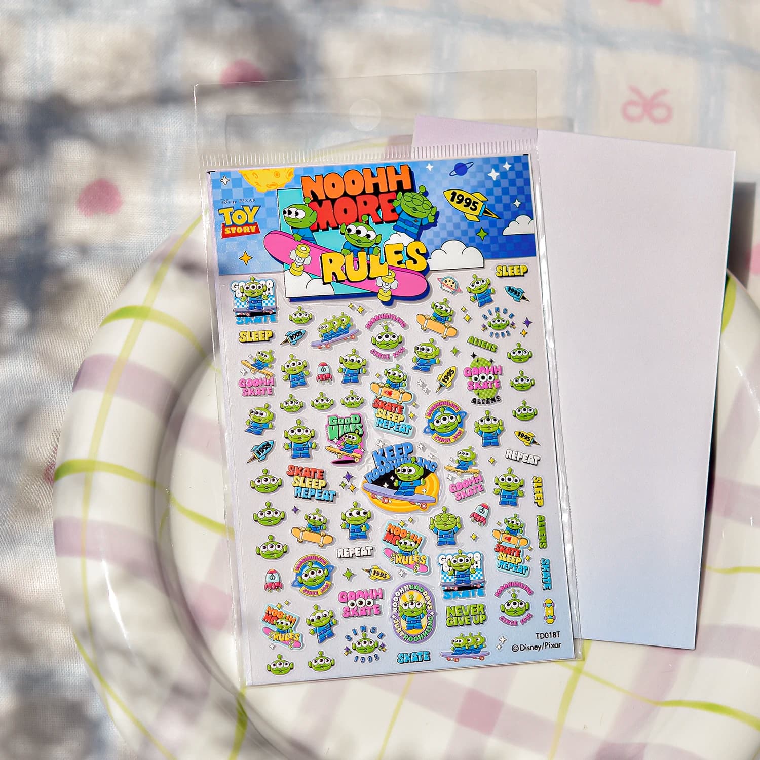 1 Pezzo Adesivi per Unghie Serie Disney 5D, Accessori per Nail Art con Alieni e Topolino, Autoadesivi e Duraturi