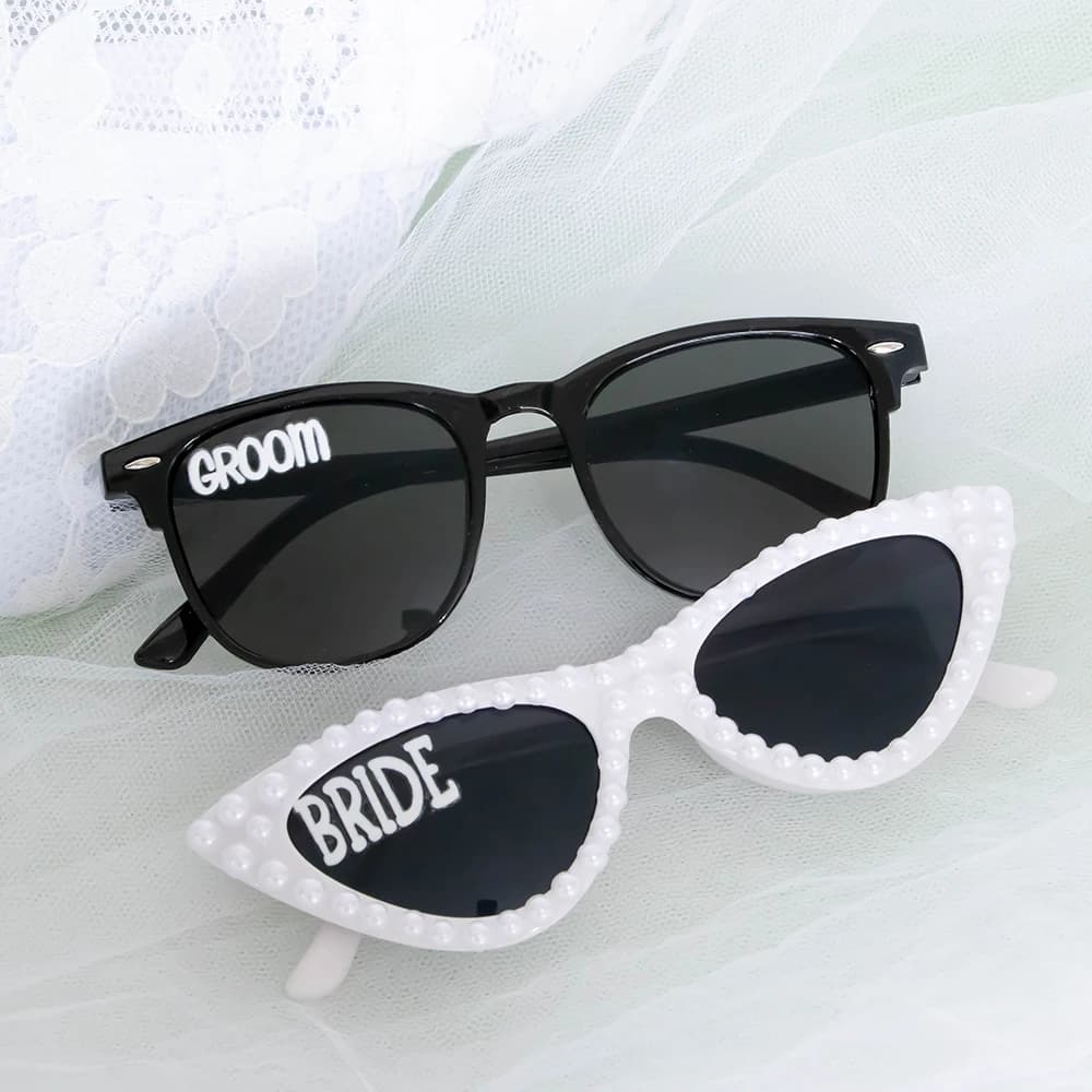 2Pcs Bride Groom Sunglasses Pearl Heart Sunglasses Bride To Be Wedding Day Honeymoon Engagement Bridal Shower Bachelorette Party