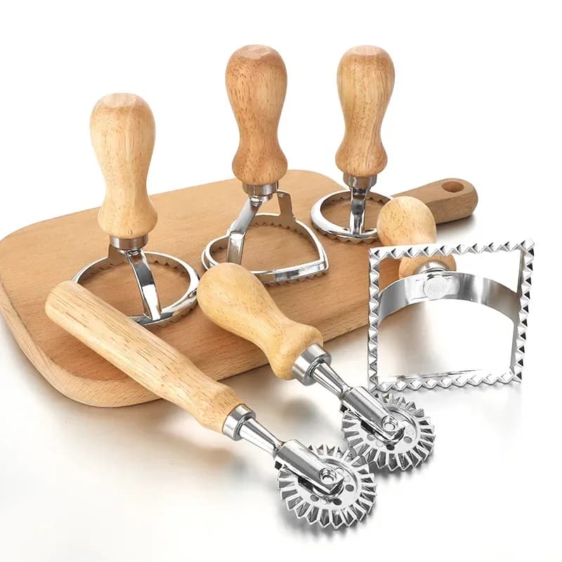 Set di tagliapasta per biscotti in acciaio inossidabile Kit di accessori per la cucina per pressa per Pasta strumento per stampi per Ravioli Set di timbri per Ravioli Set di ruote per pasticceria