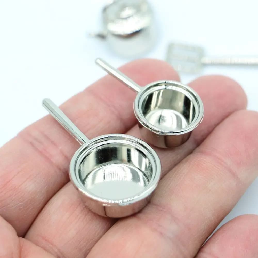 Novelty Miniature Dollhouse Kitchenware Cookware Pans Spatula Dollhouse Kitchen Alloy 1:12 Mini Kitchen Pot DIY Scene