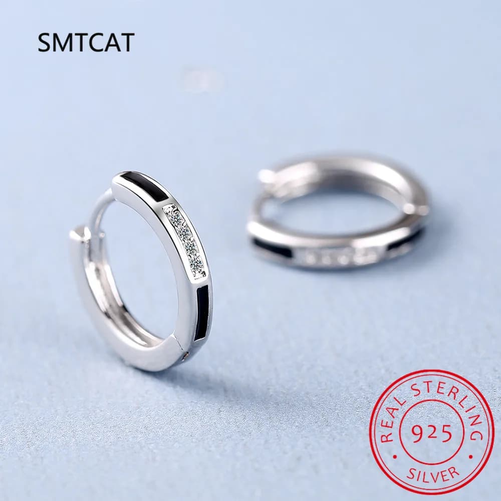 Fibbia per orecchio in smalto nero gotico in argento sterling 925 per le donne Moda punk Huggies Orecchini a cerchio Accessori per gioielli con ciondoli