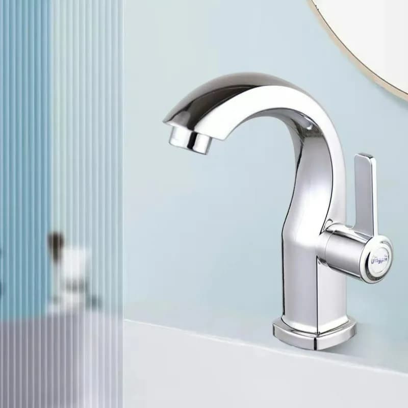Rubinetto per lavabo moderno da bagno Rubinetto con foro monocomando Solo acqua fredda per bagno e cucina Rubinetto per lavandino montato su piano