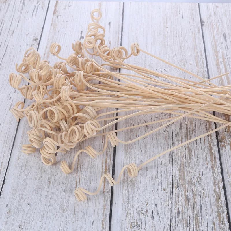 50 Pezzi Bastoncini in Legno Fatti a Mano per Diffusori di Oli Essenziali, Bastoncini di Rattan a Forma Curva per Aromaterapia