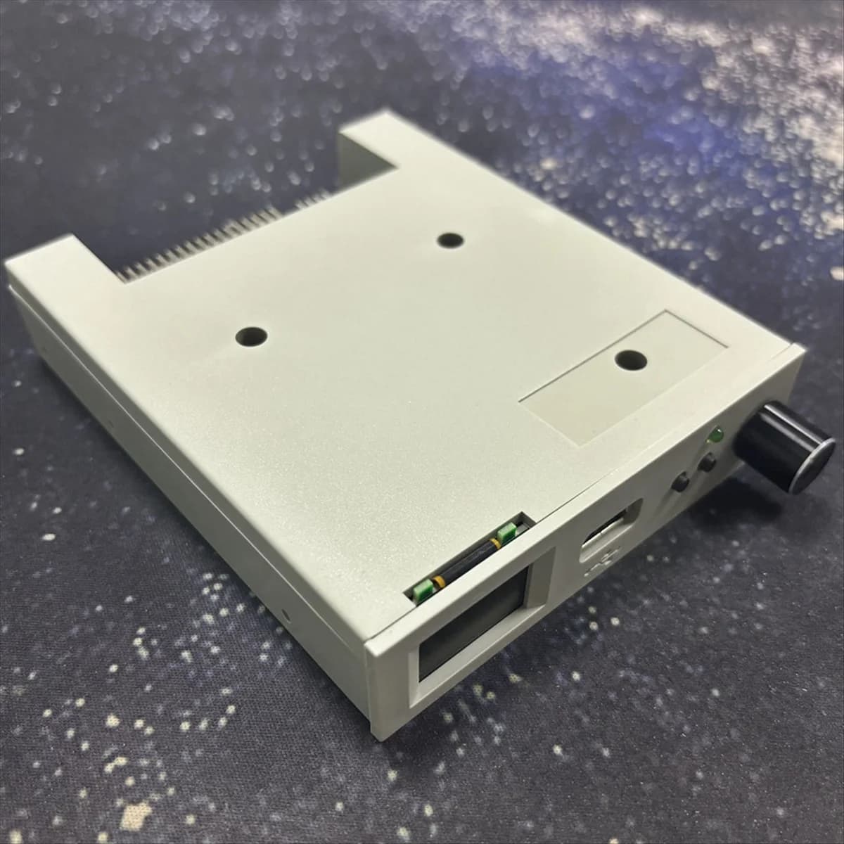 SFRM44-U100LQD-435 Emulatore di unità floppy con schermo OLED e codificatore rotativo Unità floppy flash OLED rara