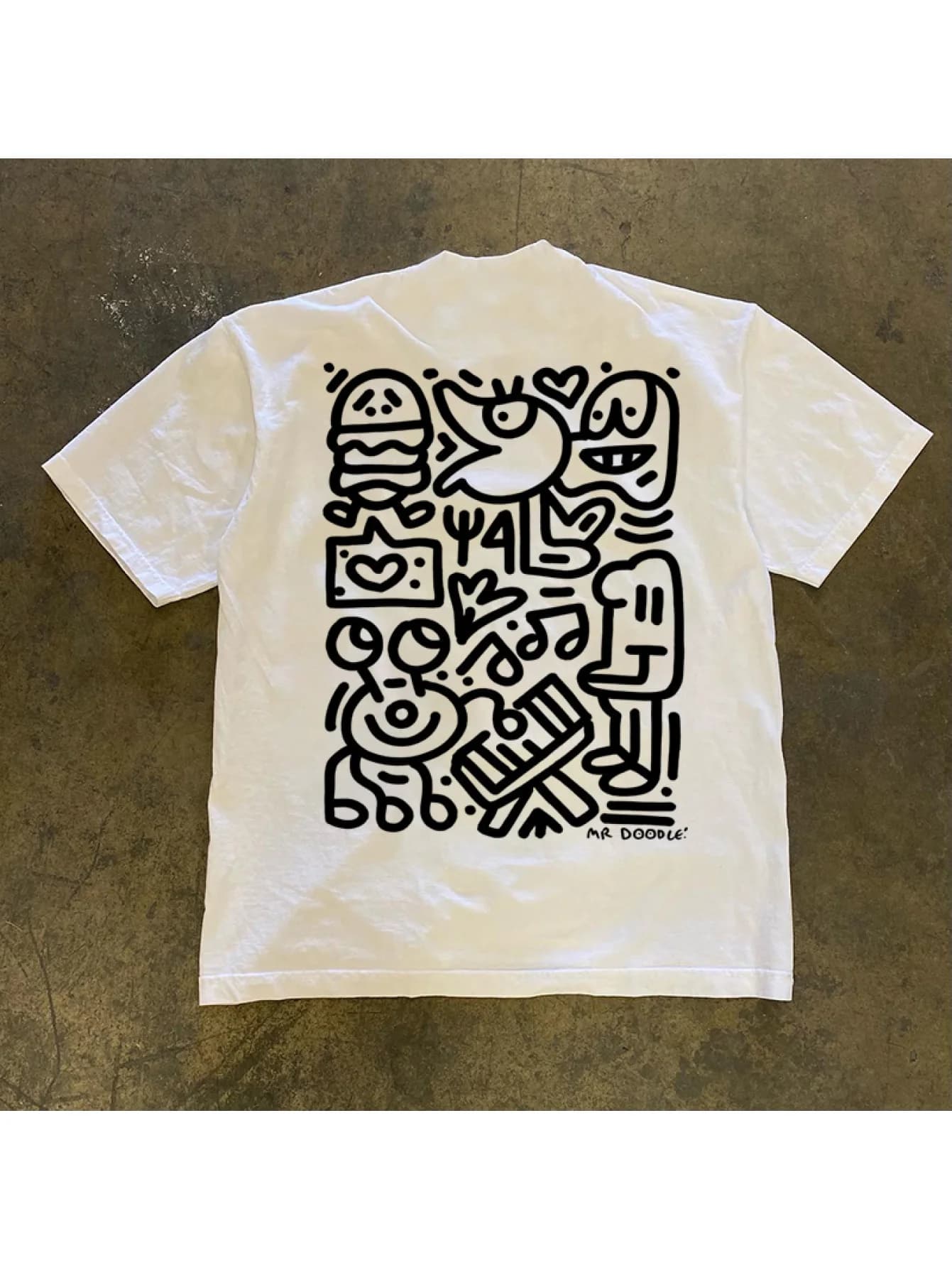 T-shirt Uomo Estivo 2026 con Stampa Graffiti Creativa in Cotone Casual Elegante Streetwear Oversize Adatta a Ogni Occasione