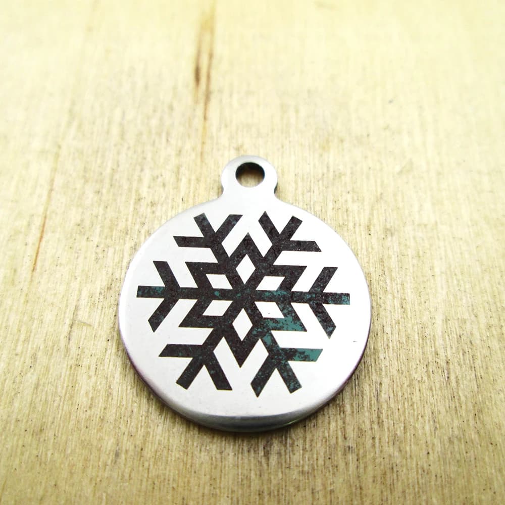 20 stainless steel pendants with snowflake tree - laser engraved - customized - pendants with diy pendants