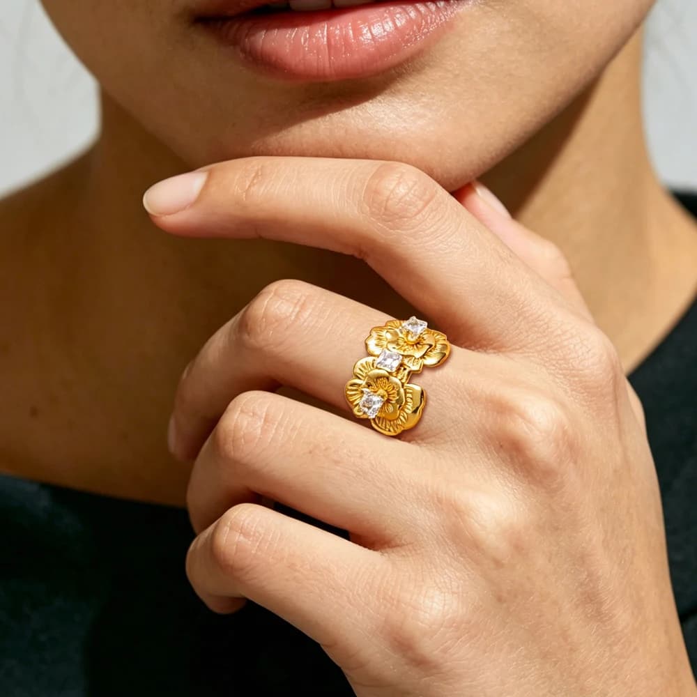 European and American Fashion Vacuum Electroplated 18K Gold Flower Open Ring, Light Luxury Zircon, Personalized Trendy Color-Preserving Jewelry