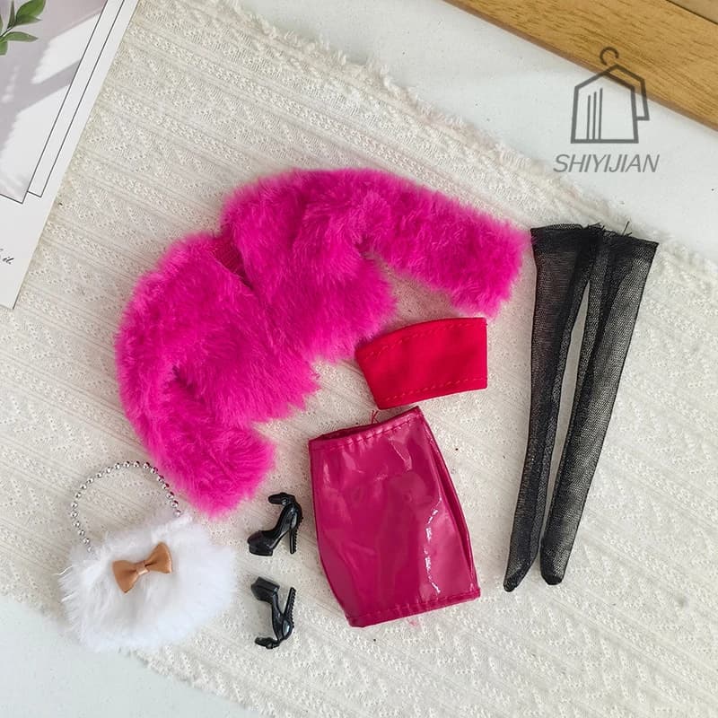 Moda piccante ragazza gonna corta + giacca pelosa +toc + scarpe + borsa set 30 cm accessori di abbigliamento per bambole per supermodelo bambola vestire