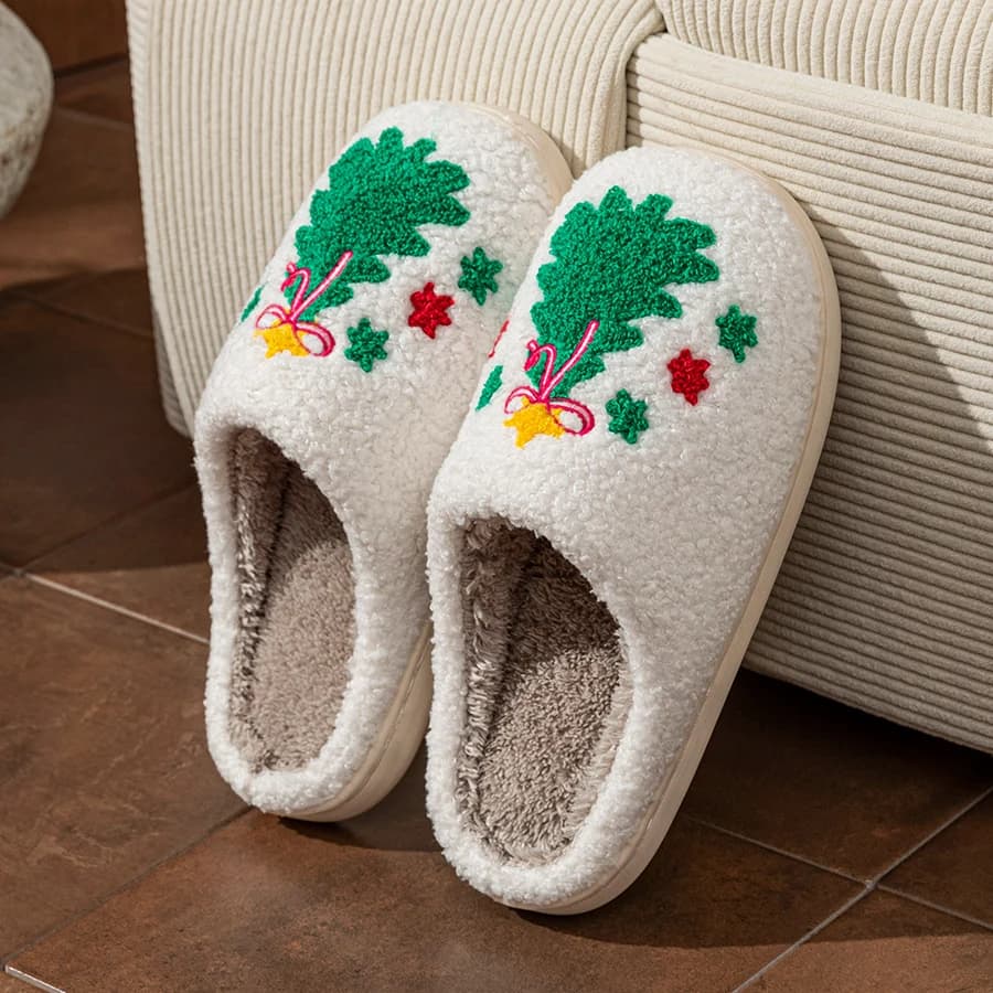 Women's Slippers Cute Christmas tree Winter Embroidery Breathable Indoor Warm Soft Sole Festival Comfy House Shoes